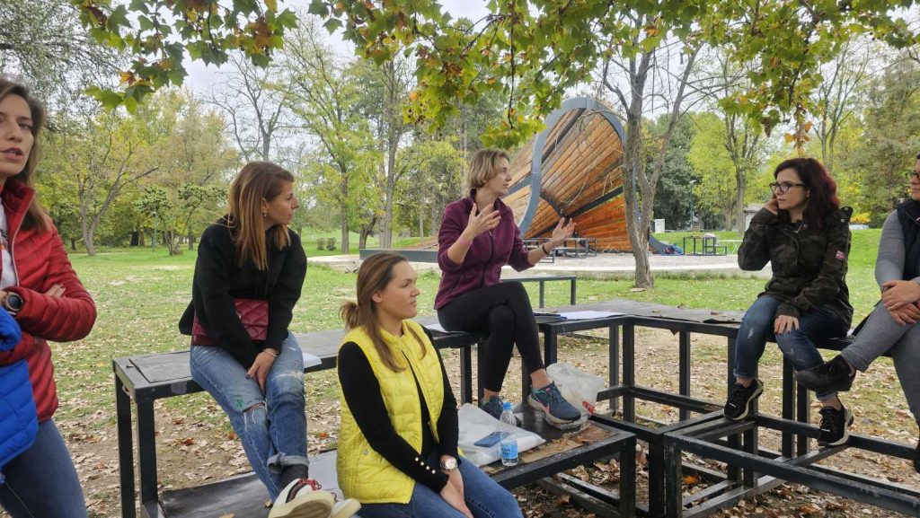 семејна дружба и работилница за родителство